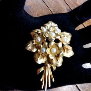 Boucher Vintage Brooch